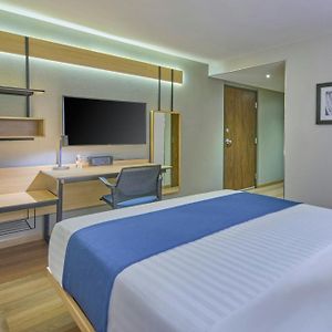 Habitación Estándar con Cama Queen